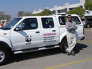  / &copy;: Nissan